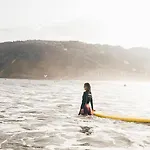 Vandrerhjem Surfing Etxea - Surf San Sebastián