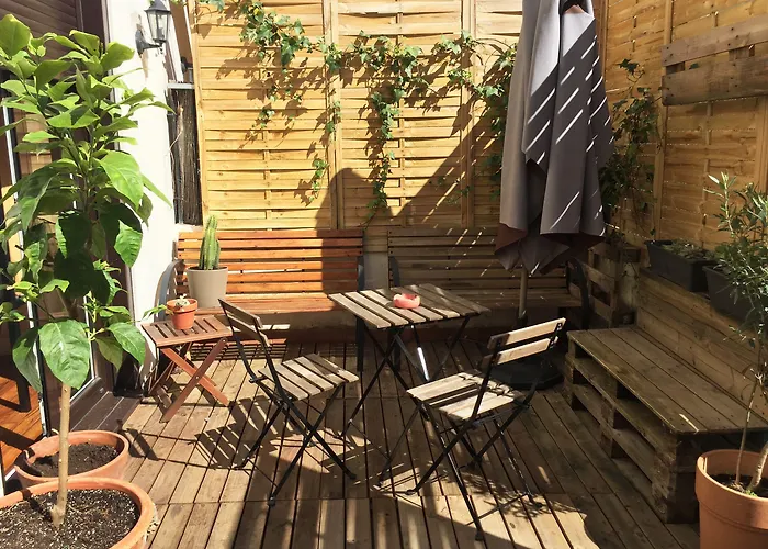 Hostel Surfing Etxea - Surf San Sebastián