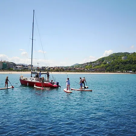 Surfing Etxea - Surf Hostel