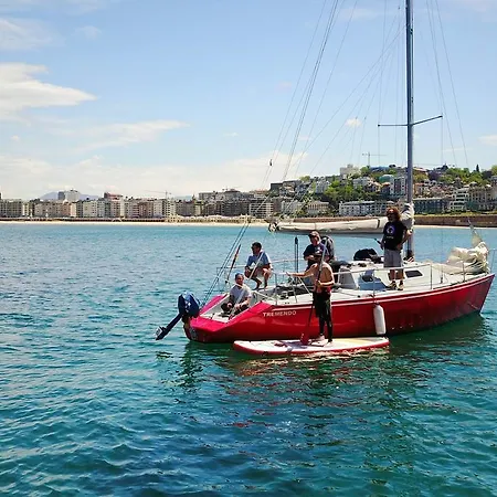 Surfing Etxea - Surf Hostel