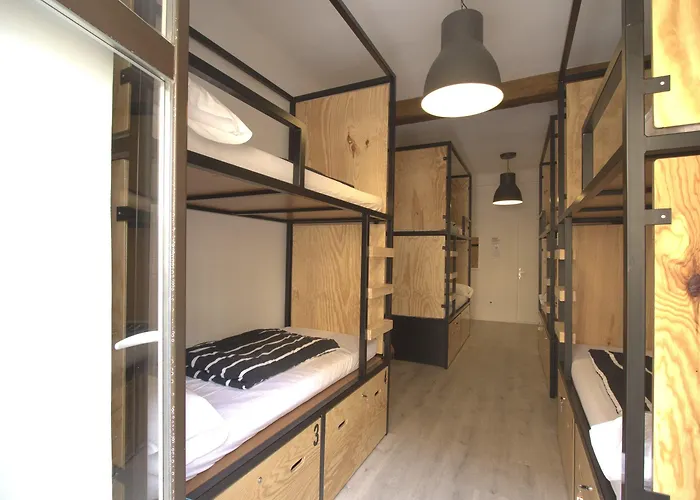 Surfing Etxea - Surf Hostel