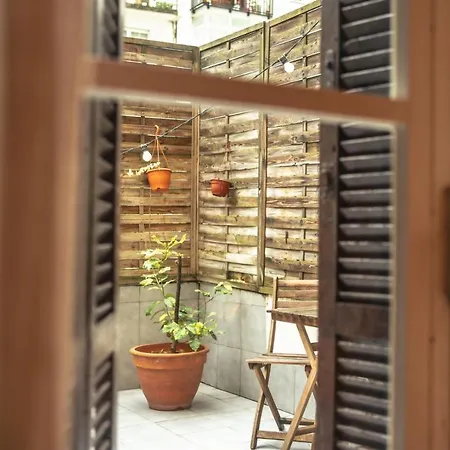 Hostel Surfing Etxea - Surf San Sebastián